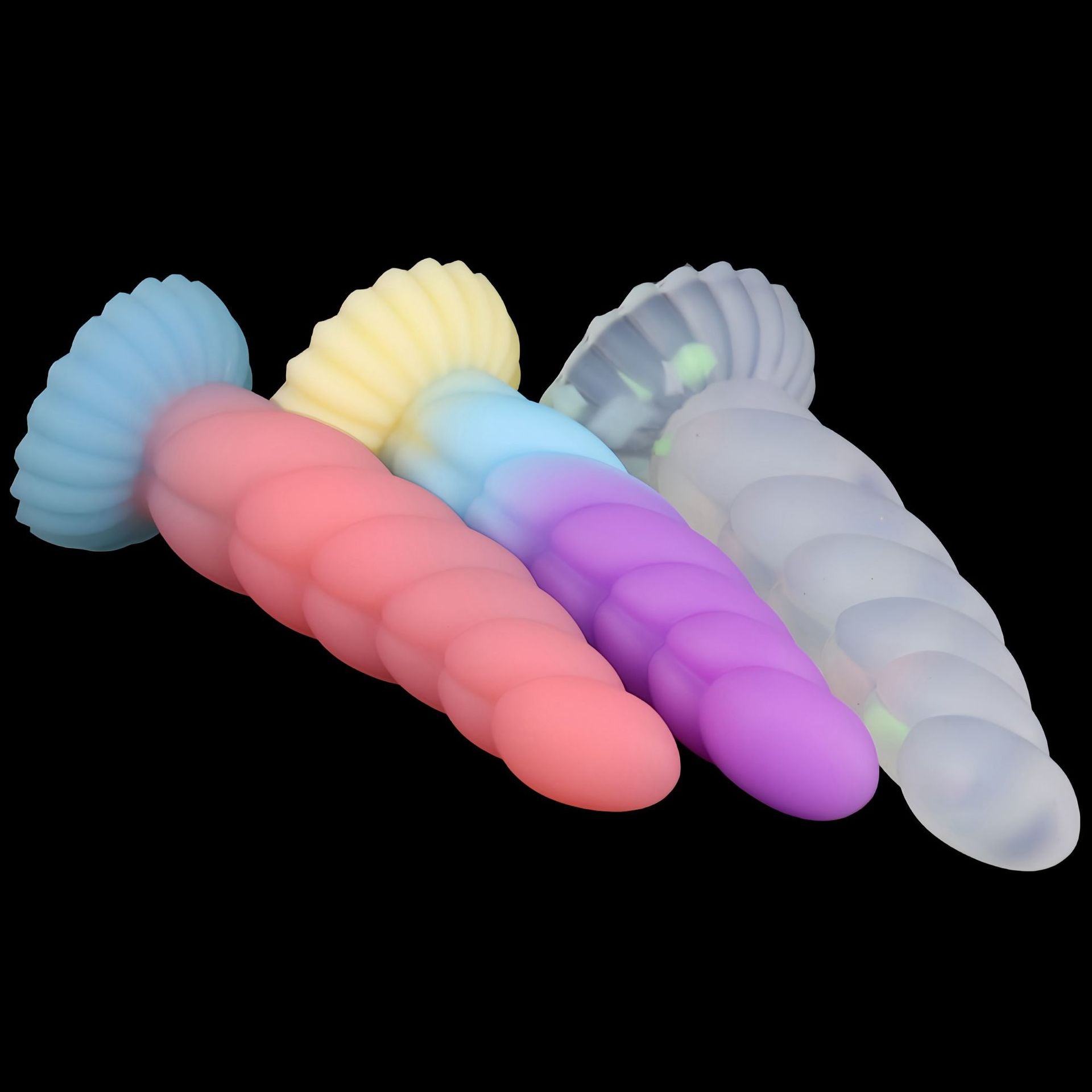 Free shipping丨Noctilucent Dildo with Strong Suction Cup, Adult Toy for Women